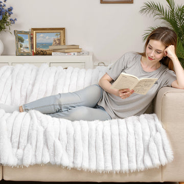Soft Faux Fur Throw Blanket 50x60 Inch